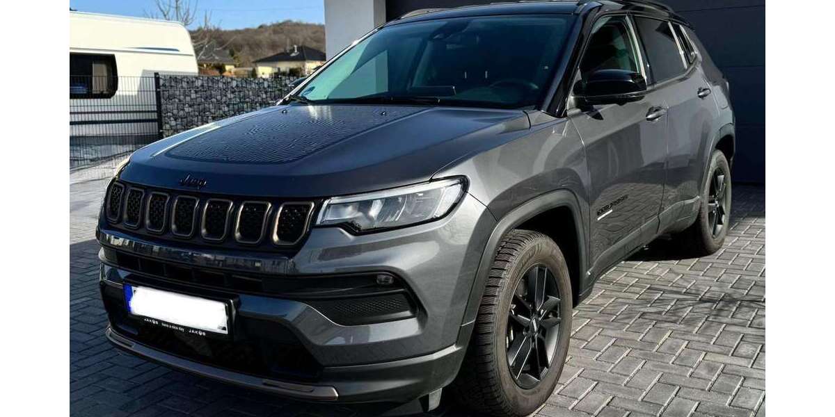 Jeep Compass 30.000 km 26.900 &euro; Kalbach 36148