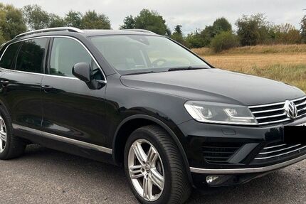 VW Touareg 299.626 km 15.900 &euro; Burghaun 36151