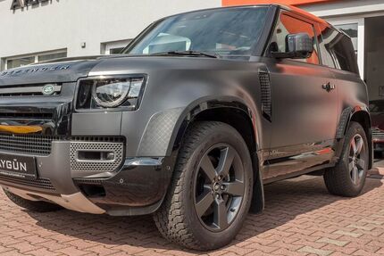 Land Rover Defender 31.600 km 89.995 &euro; Schlüchtern 36381