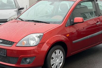 Ford Fiesta 81.322 km 2.500 &euro; Fulda 36100