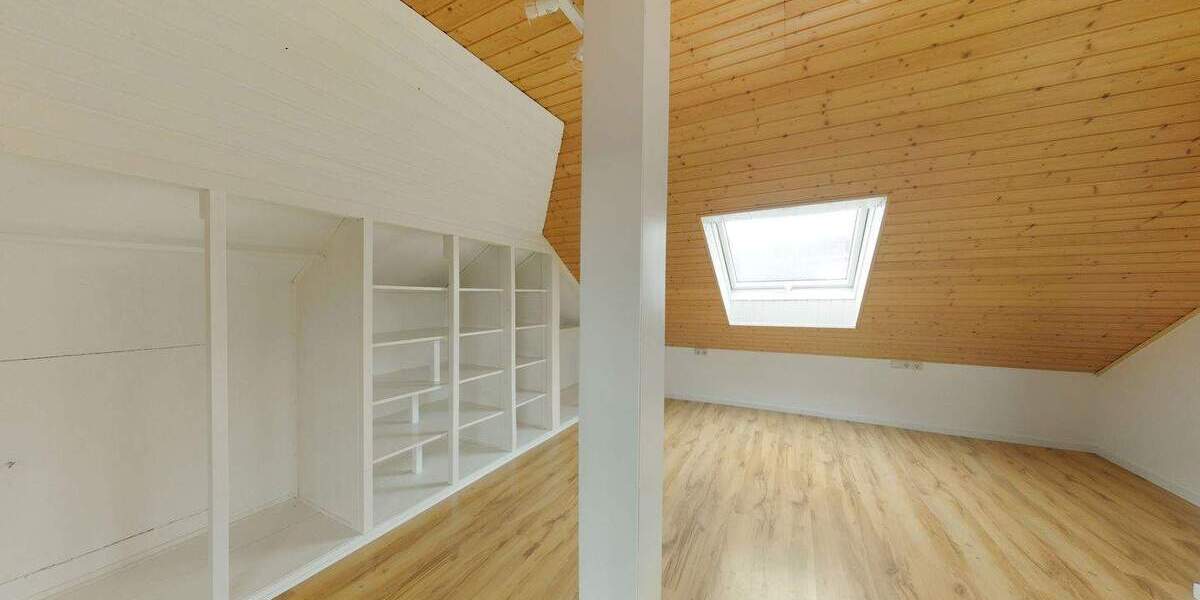 Einfamilienhaus Breitenbach am Herzberg Oberjossa - 9 Zimmer, 315 m&sup2;, 249.000&euro; | Angebot:25664657