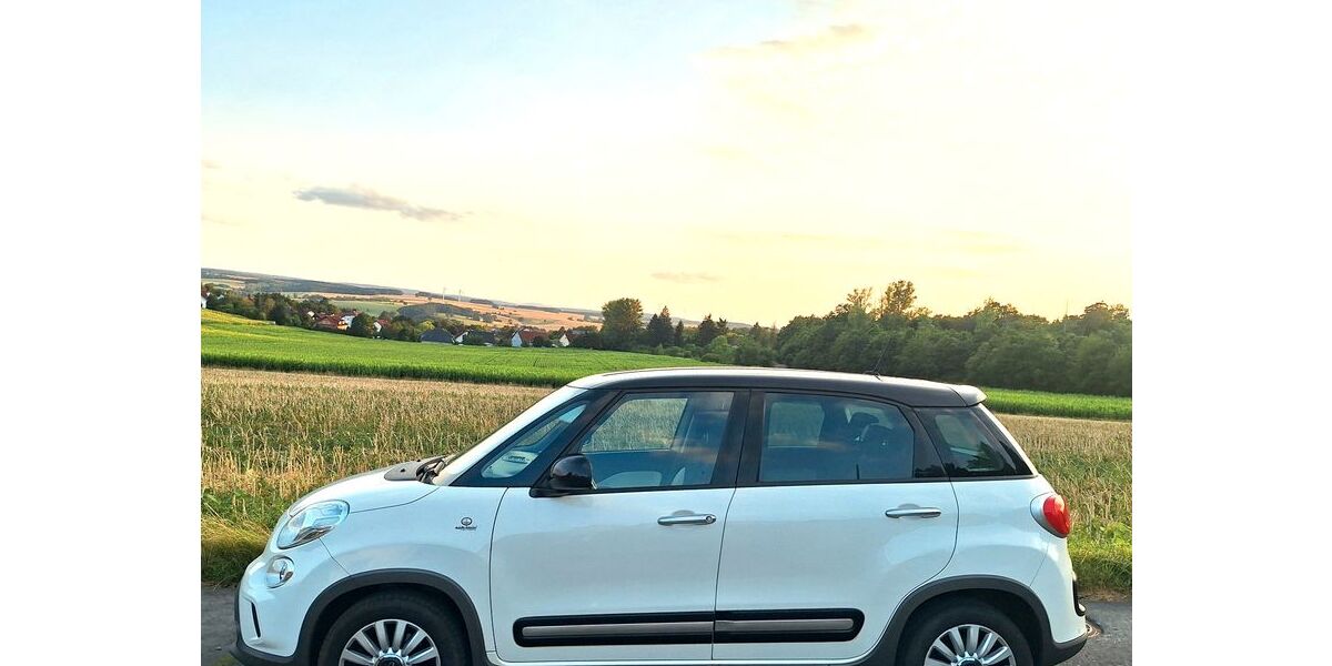 Fiat 500L Trekking 155.400 km 5.250 &euro; Eiterfeld 36132
