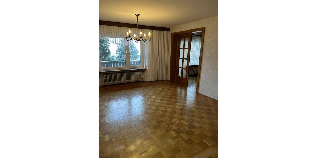 Einfamilienhaus Bad Salzschlirf - 7 Zimmer, 201 m&sup2;, 263.000&euro; | Angebot:25664848