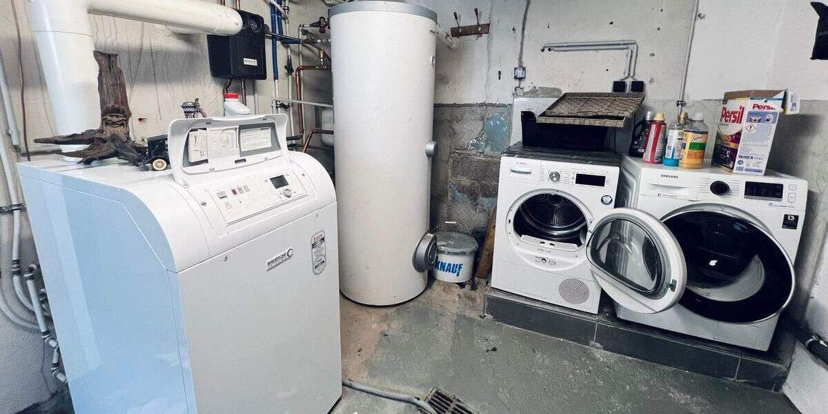 Mehrfamilienhaus, Wohnhaus Kalbach Uttrichshausen - 5 Zimmer, 305 m&sup2;, 499.000&euro; | Angebot:25732483