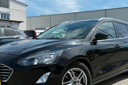 Ford Focus 179.038 km 8.490 &euro; Fulda 36043