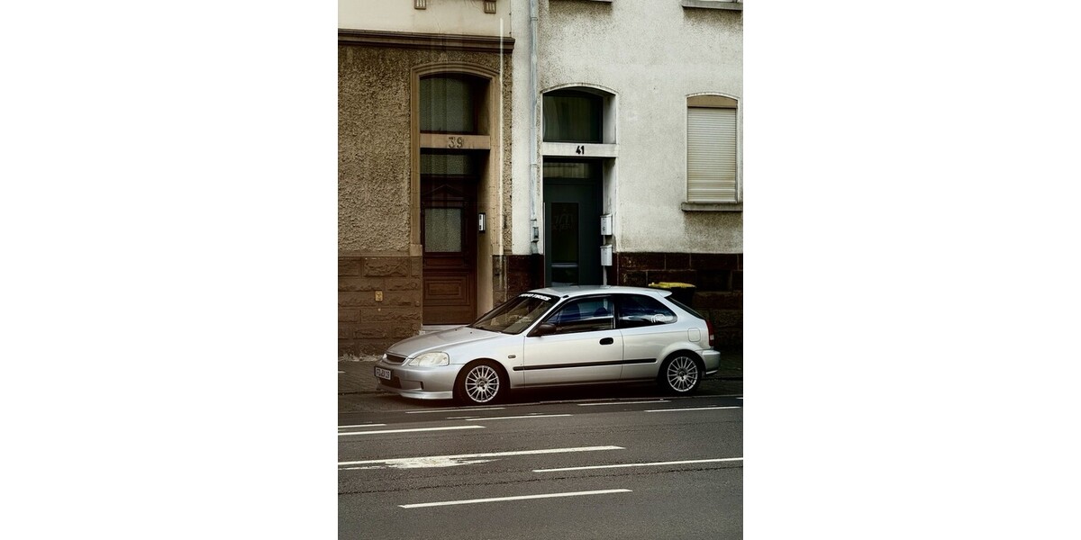 Honda Civic 145.000 km 5.000 &euro; Fulda 36037