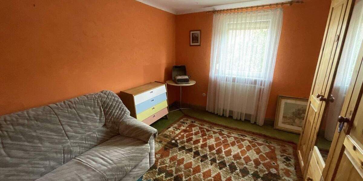 Mehrfamilienhaus, Wohnhaus Bad Brückenau - 5 Zimmer, 187 m&sup2;, 165.000&euro; | Angebot:25668473