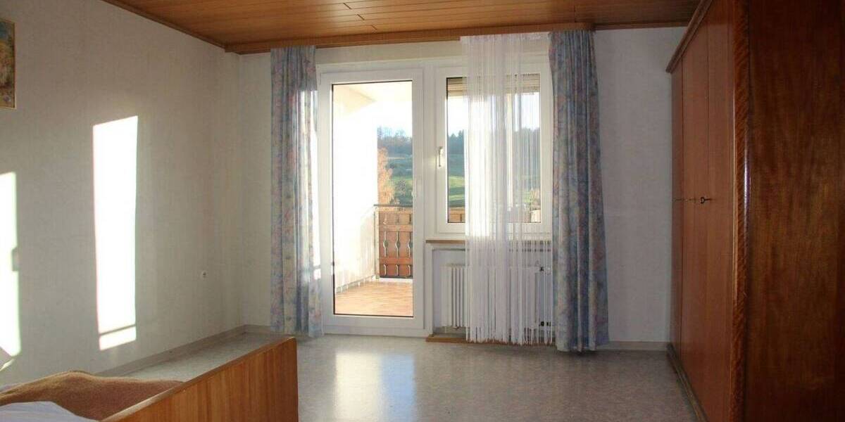 Mehrfamilienhaus, Wohnhaus Herbstein Rixfeld - 8 Zimmer, 190 m&sup2;, 169.000&euro; | Angebot:25746666