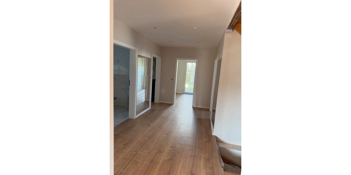 Einfamilienhaus Eiterfeld - 5 Zimmer, 177 m&sup2;, 250.000&euro; | Angebot:26942148