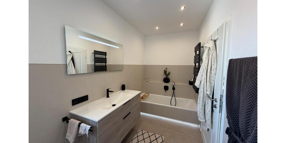 Mehrfamilienhaus, Wohnhaus Eichenzell - 12 Zimmer, 300 m&sup2;, 850.000&euro; | Angebot:25306853