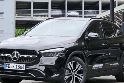 Mercedes-Benz GLA 180 8.000 km 38.890 &euro; Fulda 36043