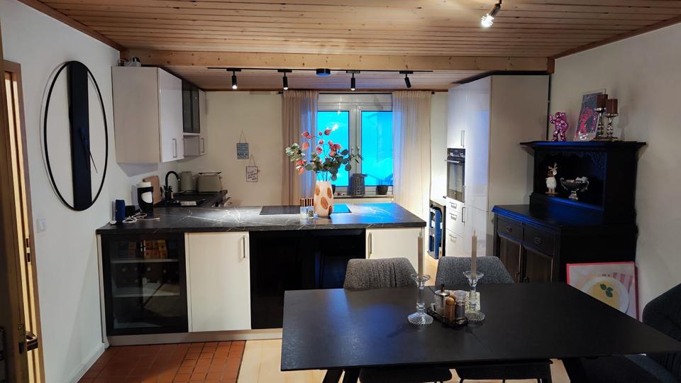 Etagenwohnung Burghaun - 5.5 Zimmer, 107 m&sup2;, 1.250&euro; | Angebot:24655667