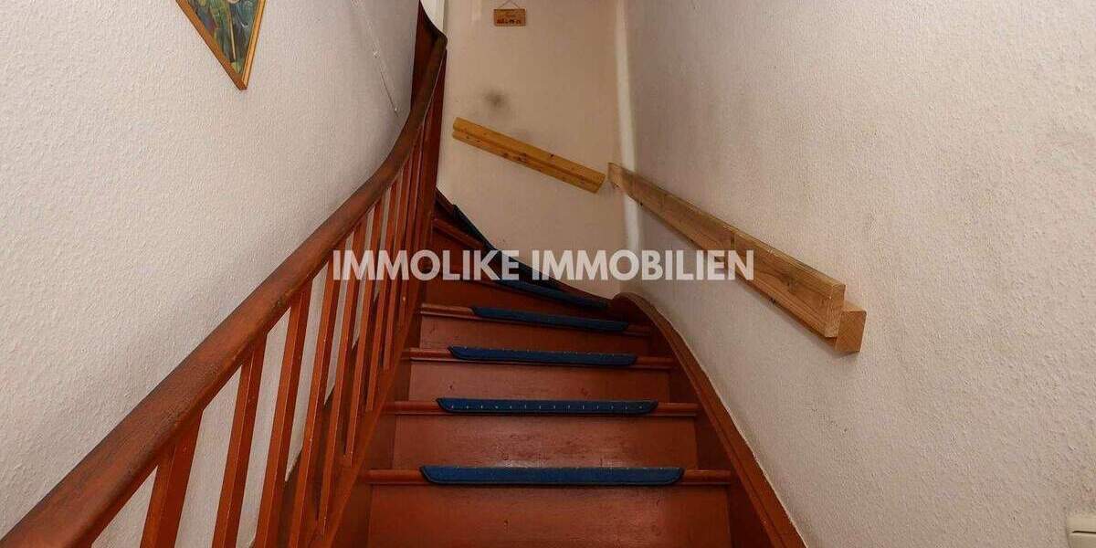 Mehrfamilienhaus, Wohnhaus Bad Brückenau - 8 Zimmer, 238 m&sup2;, 174.000&euro; | Angebot:25815792