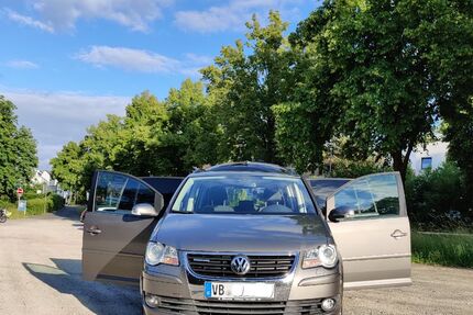 VW Touran 218.000 km 3.099 &euro; Fulda 36037