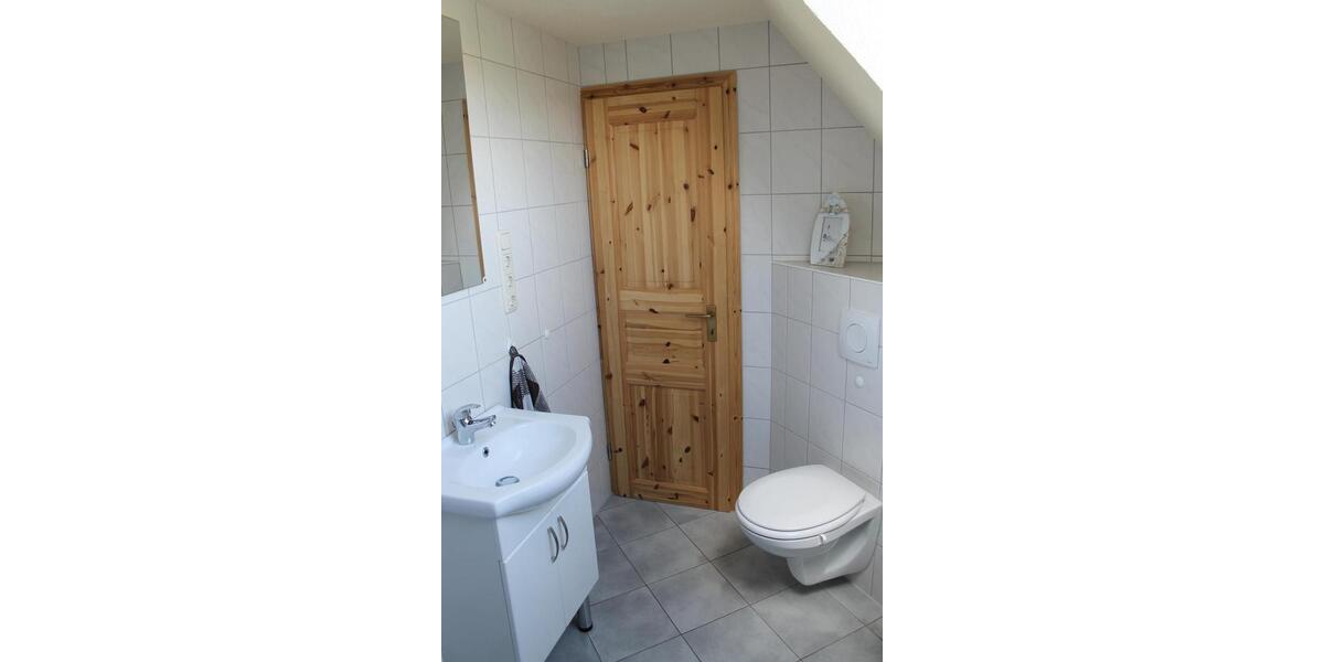 Doppelhaushälfte Hilders - 8 Zimmer, 220 m&sup2;, 239.000&euro; | Angebot:26007242