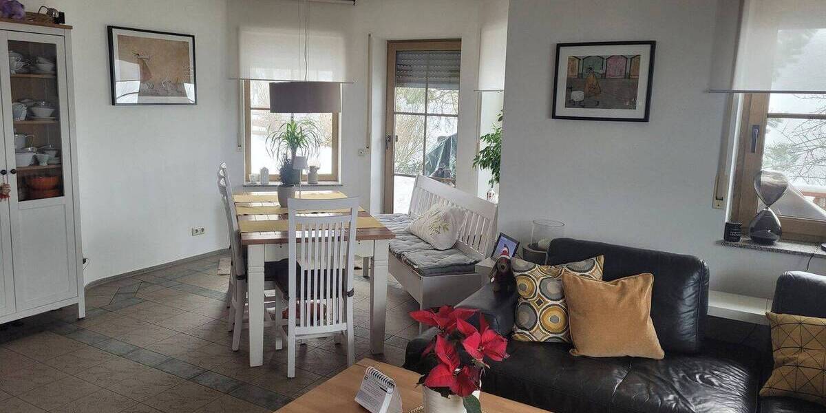 Einfamilienhaus Burghaun Langenschwarz - 5 Zimmer, 170 m&sup2;, 340.000&euro; | Angebot:25994782