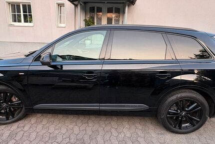 Audi Q7 236.000 km 28.000 &euro; Fulda 36043