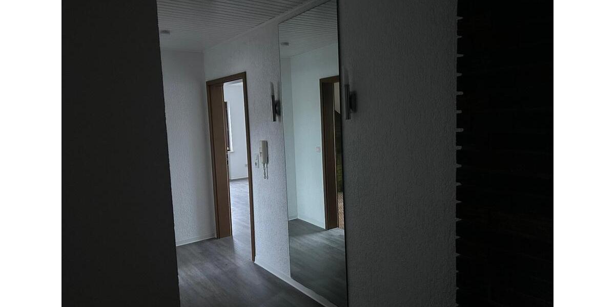 Dachgeschoßwohnung Fulda Aschenberg - 2.5 Zimmer, 77 m&sup2;, 700&euro; | Angebot:25262391