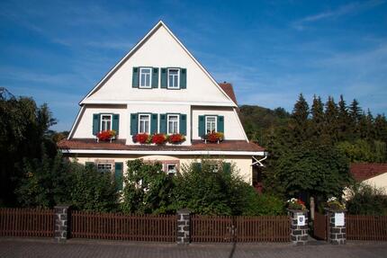 Haus Lauterbach (Hessen) - 11 Zimmer, 330 m&sup2;, 540.000&euro; | Angebot:27085693