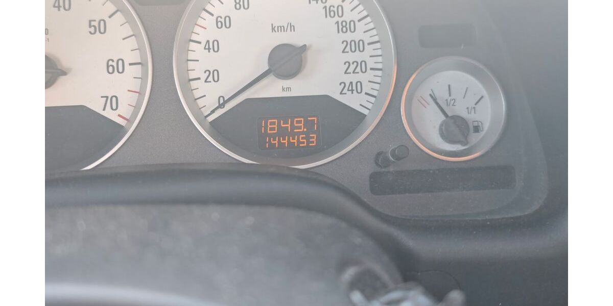 Opel Astra 144.000 km 2.500 &euro; Fulda 36039