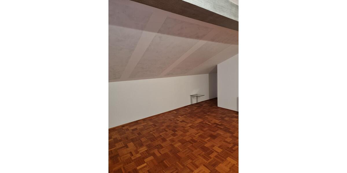 Mehrfamilienhaus, Wohnhaus Burghaun - 12 Zimmer, 400 m&sup2;, 2.800&euro; | Angebot:25794936