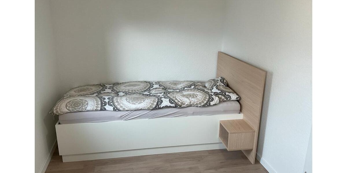 Dachgeschoßwohnung Fulda - 5 Zimmer, 75 m&sup2;, 350&euro; | Angebot:25340890