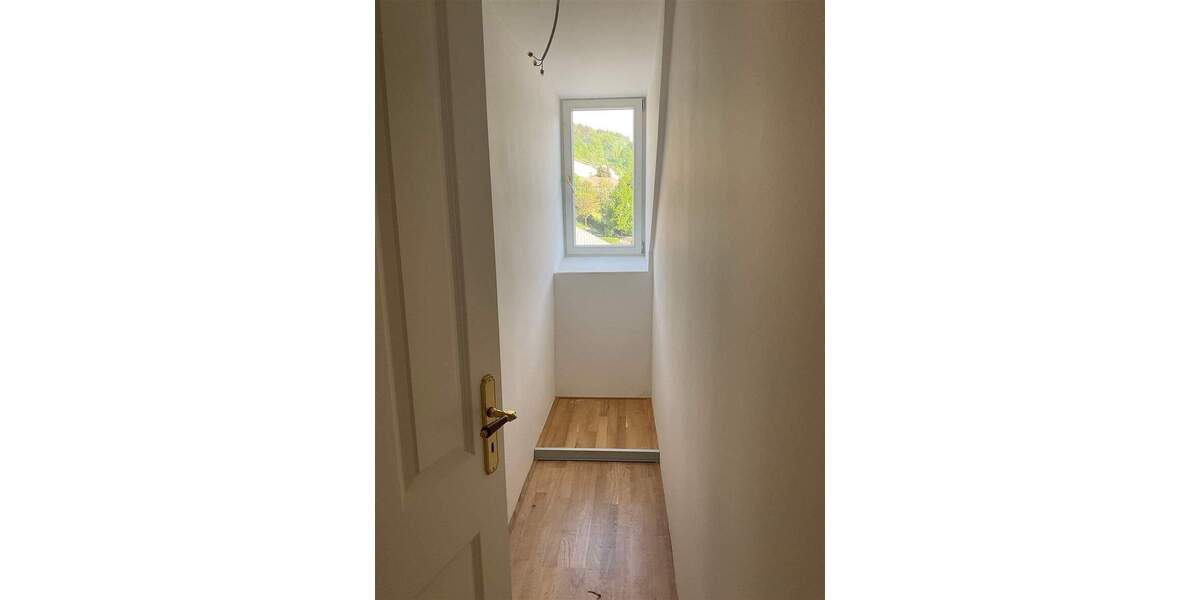 Etagenwohnung Bad Brückenau - 4 Zimmer, 126 m&sup2;, 870&euro; | Angebot:25733760