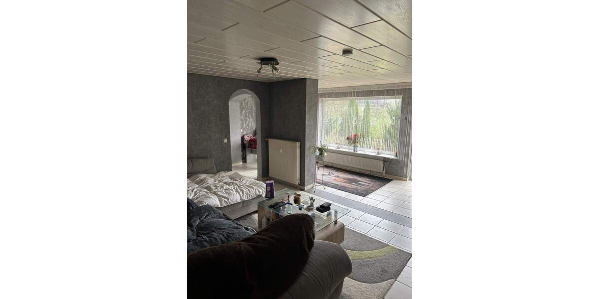 Mehrfamilienhaus, Wohnhaus Neuhof Hattenhof - 7 Zimmer, 210 m&sup2;, 360.000&euro; | Angebot:25815436