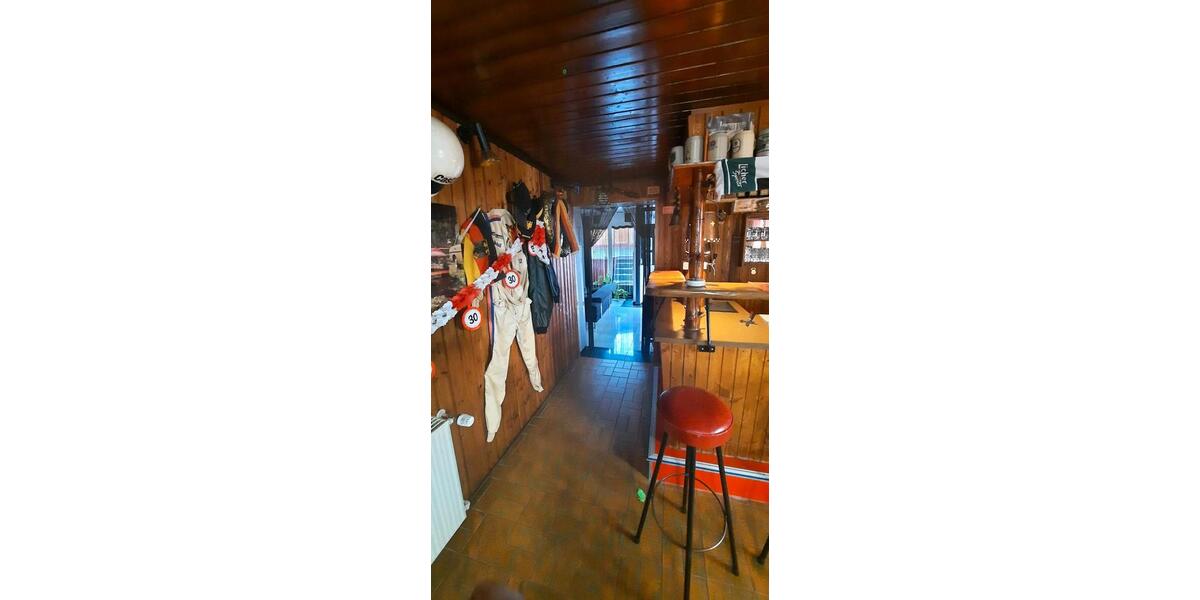 Doppelhaushälfte Gersfeld (Rhön) - 8 Zimmer, 224 m&sup2;, 298.000&euro; | Angebot:25421208