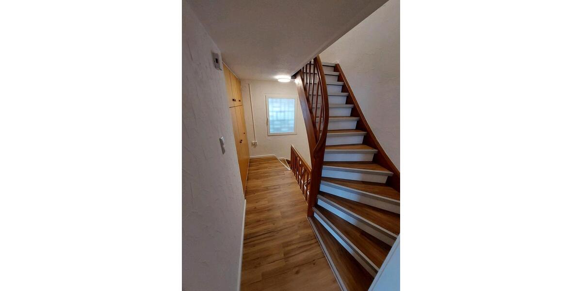 Einfamilienhaus Bischofsheim in der Rhön - 3 Zimmer, 71 m&sup2;, 800&euro; | Angebot:26432103