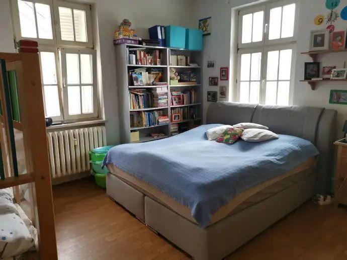 Etagenwohnung Hünfeld - 5 Zimmer, 156 m&sup2;, 1.070&euro; | Angebot:26621157