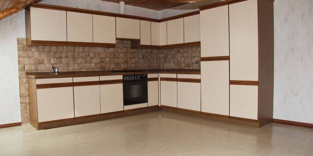 Mehrfamilienhaus, Wohnhaus Schlitz - 7 Zimmer, 240 m&sup2;, 325.000&euro; | Angebot:26204015