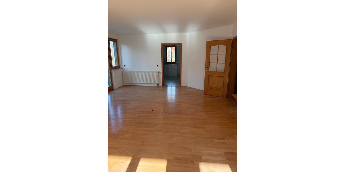 Erdgeschoßwohnung Lauterbach (Hessen) - 2 Zimmer, 79 m&sup2;, 800&euro; | Angebot:25054327