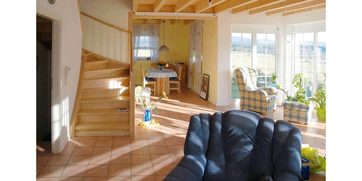 Einfamilienhaus Eichenzell - 7 Zimmer, 200 m&sup2;, 400.000&euro; | Angebot:26963663