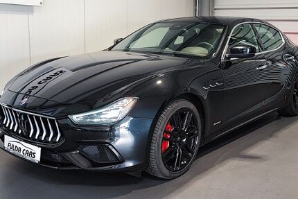 Maserati Ghibli 124.885 km 29.590 &euro; Künzell 36093