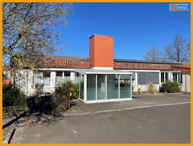 Gewerbeobjekt Schwalmtal Brauerschwend - 6 Zimmer, 987&euro; | Angebot:25776596