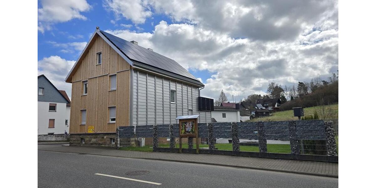 Einfamilienhaus Breitenbach am Herzberg - 8 Zimmer, 150 m&sup2;, 345.000&euro; | Angebot:25901388