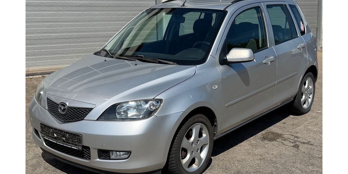 Mazda 2 124.000 km 1.500 &euro; Fulda 36100