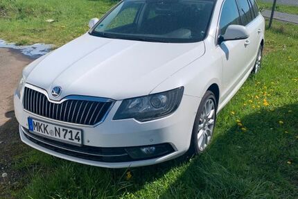 Skoda Superb 296.000 km 2.995 &euro; Schlüchtern 36381
