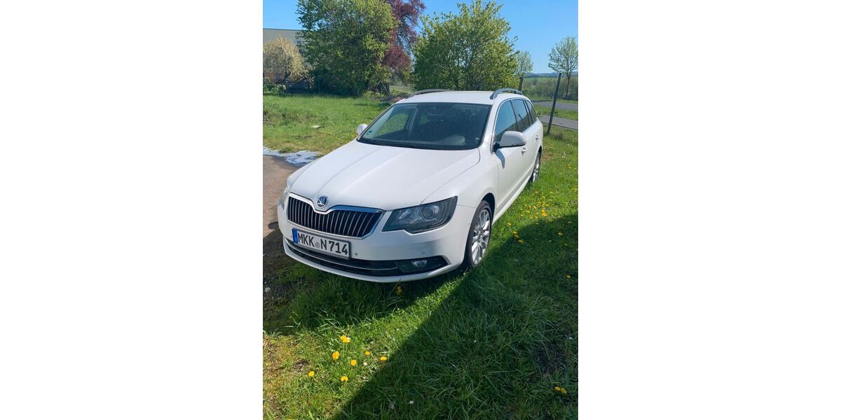 Skoda Superb 296.000 km 2.995 &euro; Schlüchtern 36381