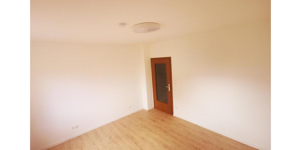 Etagenwohnung Fulda Aschenberg - 4 Zimmer, 106 m&sup2;, 480&euro; | Angebot:25640931