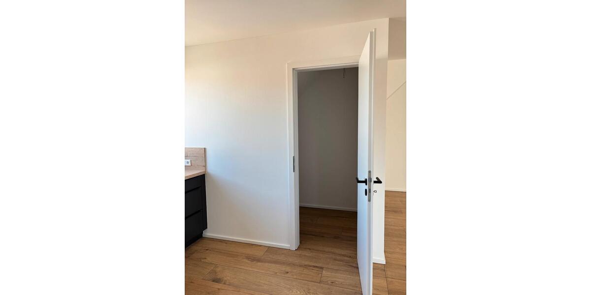 Dachgeschoßwohnung Künzell - 2 Zimmer, 75 m&sup2;, 289.999&euro; | Angebot:27163076
