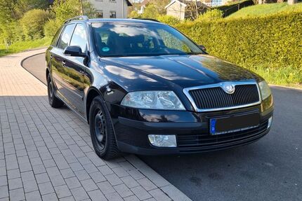 Skoda Octavia 299.800 km 1.450 &euro; Schlüchtern 36381