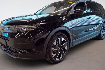 Opel Grandland (X) 8.100 km 28.990 &euro; Großenlüder-Müs 36137