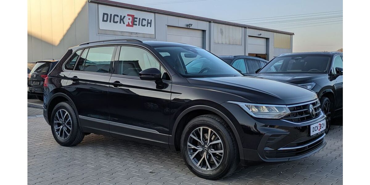 VW Tiguan 87.000 km 23.450 &euro; Burghaun 36151