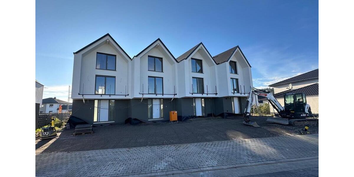 Reihenhaus Eichenzell - 4 Zimmer, 135 m&sup2;, 1.950&euro; | Angebot:25525287
