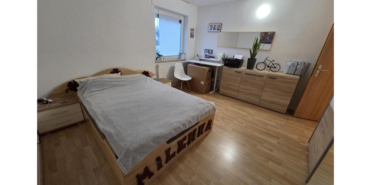 Dachgeschoßwohnung Schlüchtern - 3 Zimmer, 80 m&sup2;, 660&euro; | Angebot:25859888