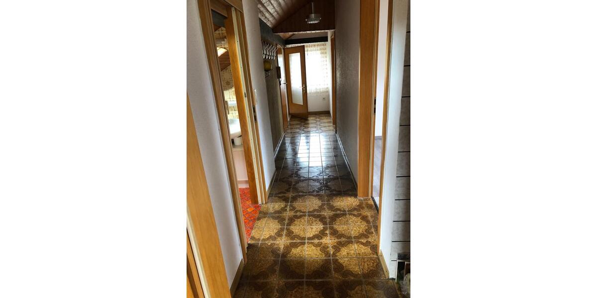 Dachgeschoßwohnung Gersfeld (Rhön) - 2 Zimmer, 50 m&sup2;, 450&euro; | Angebot:25253690