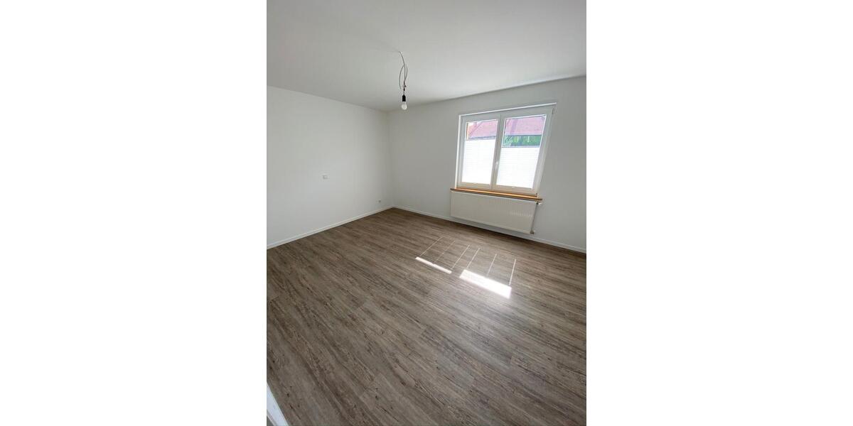 Erdgeschoßwohnung Fulda Aschenberg - 3 Zimmer, 85 m&sup2;, 900&euro; | Angebot:25990438