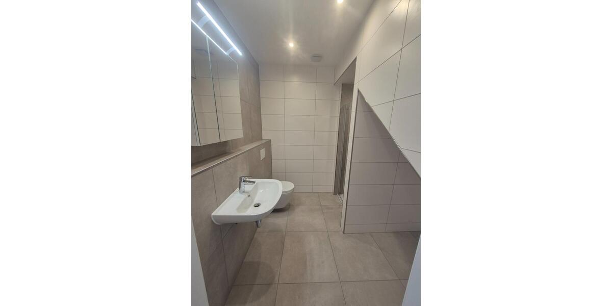 Etagenwohnung Niederaula - 3 Zimmer, 75 m&sup2;, 700&euro; | Angebot:25840142